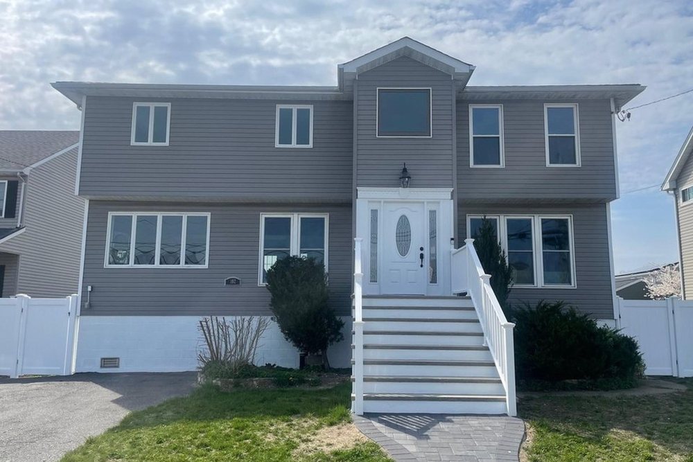 102 Surf Road, Lindenhurst NY, sold by Plan A Realty Corp.